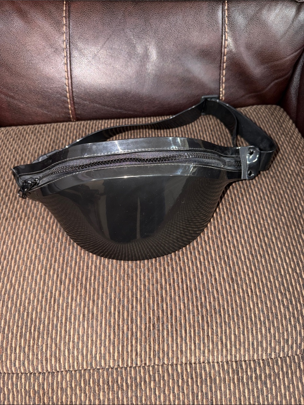 Melissa htf xl black jelly Fanny pack